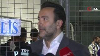 Emre Kocadağ: Otobüsümüze saldırı var