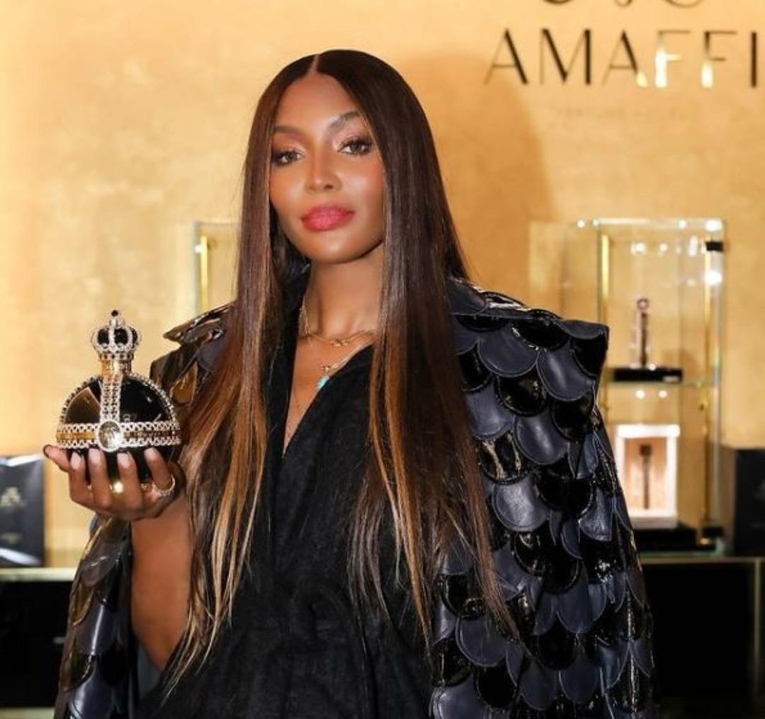 Naomi Campbell 50 yaşında anne olmanın heyecanını yaşadı!