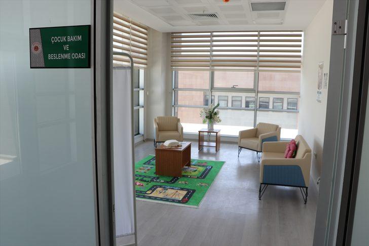 Gaziantep Adliyesi'nin "renkli alanları"nı çocukların çizdiği resimler süslüyor G2