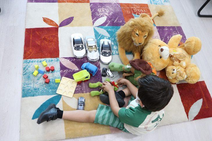 Gaziantep Adliyesi'nin "renkli alanları"nı çocukların çizdiği resimler süslüyor G5