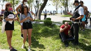 Sahilde kabindeki genç kızları görüntüleyen şüpheli tutuklandı