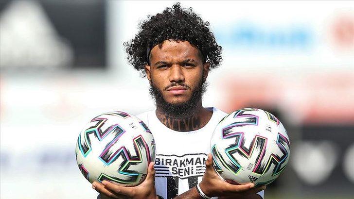 Valentin Rosier ayrılık sürecinde yaşananlar herkesin ağzını açık bıraktı! Kulüpte birbirlerine girmişler... Zehir zemberek sözler: "Sen adam değilsin, hadi çık dışarı!" G5