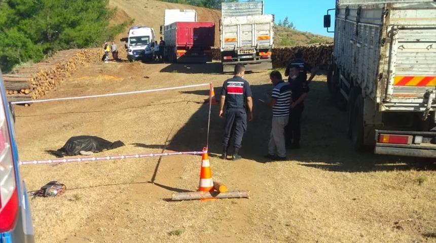Muğla'da kamyonun ezdiği orman işçisi hayatını kaybetti