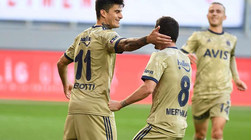 Fenerbahçe'nin yıldız oyuncusu Diego Perotti, İstanbul'u terk etti