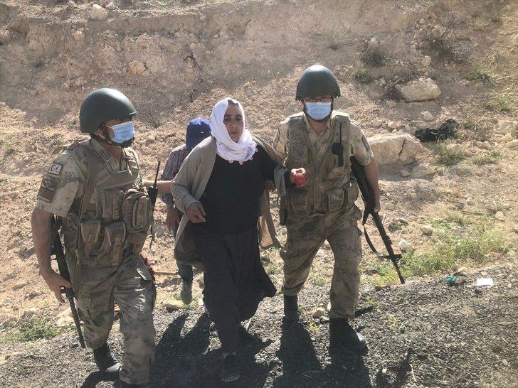 Siirt'te akrep sokan kadın tekne ve helikopterle hastaneye ulaştırıldı G1