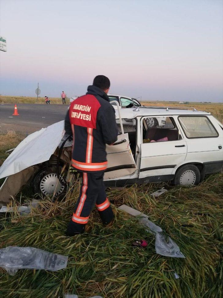 Mardin'de iki otomobilin çarpıştığı kazada 8 kişi yaralandı G2