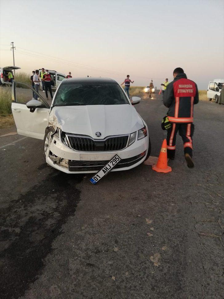 Mardin'de iki otomobilin çarpıştığı kazada 8 kişi yaralandı G1