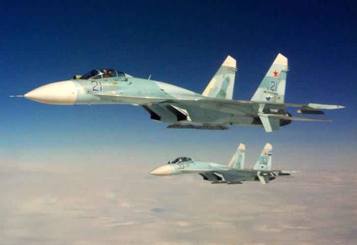 Rus avcı uçağı, Baltık Denizi’nde ABD’ye ait bombardıman uçağını engelledi