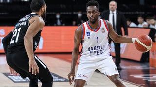 Anadolu Efes, yarı finale zaferle başladı