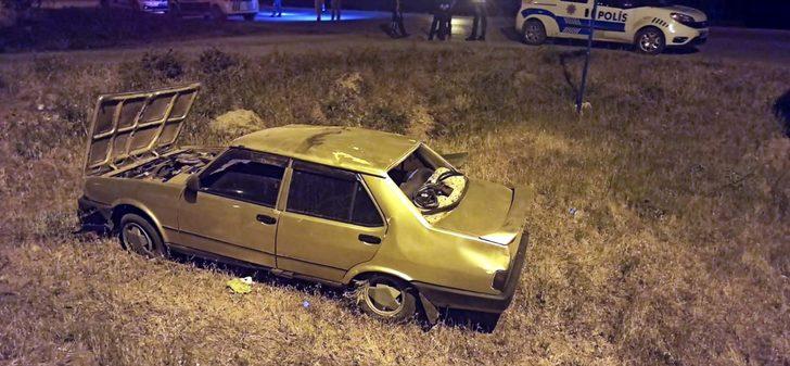 Kırıkkale'de otomobil şarampole devrildi: 3 yaralı G2