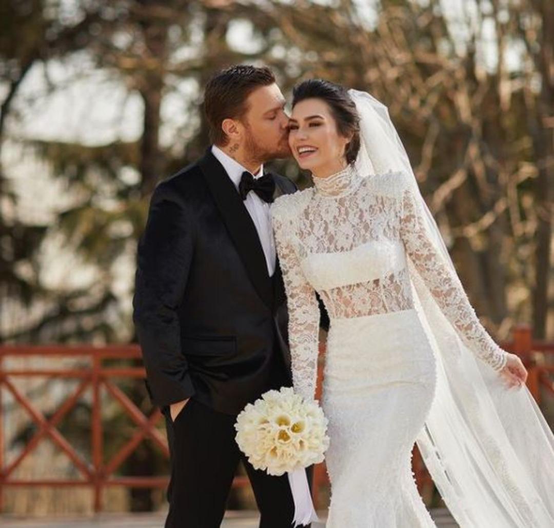 Burcu Kıratlı'dan Sinan Ak&ccedil;ıl'a romantik kutlama: İyi ki doğdun ruh eşim!