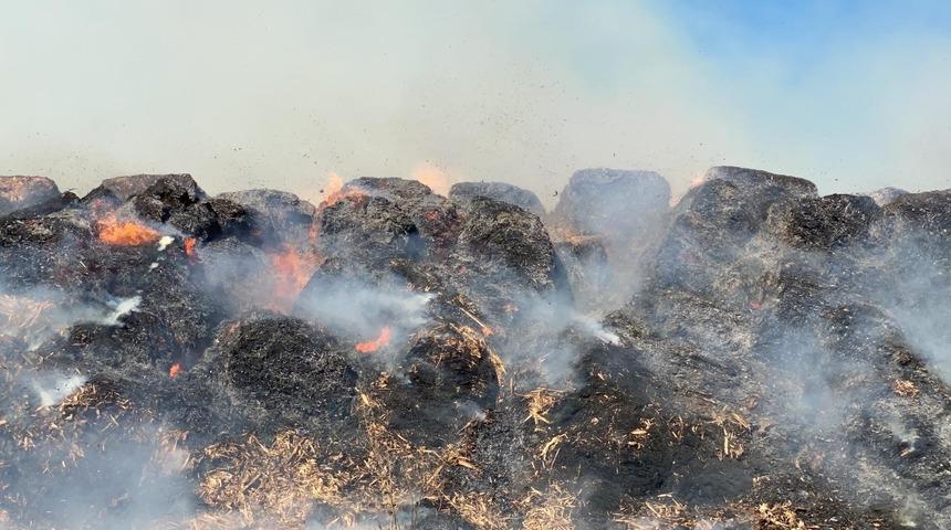 Afyonkarahisar’daki yangına 20 itfaiye aracı müdahale ediyor