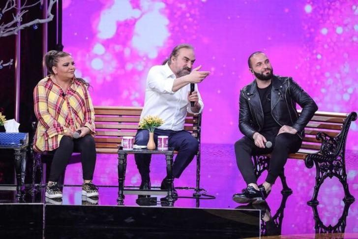 Volkan Konak'ın sır gibi sakladığı eşi ortaya çıktı! İşte özel hayatını sır gibi saklayan sanatçının eşi... G2