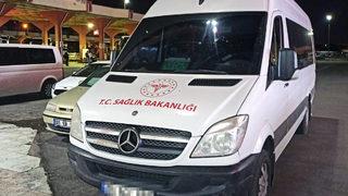 'Yok artık' dedirten olay! Üzerine 'Sağlık Bakanlığı’ yazdırdığı minibüsle yolcu taşırken yakalandı