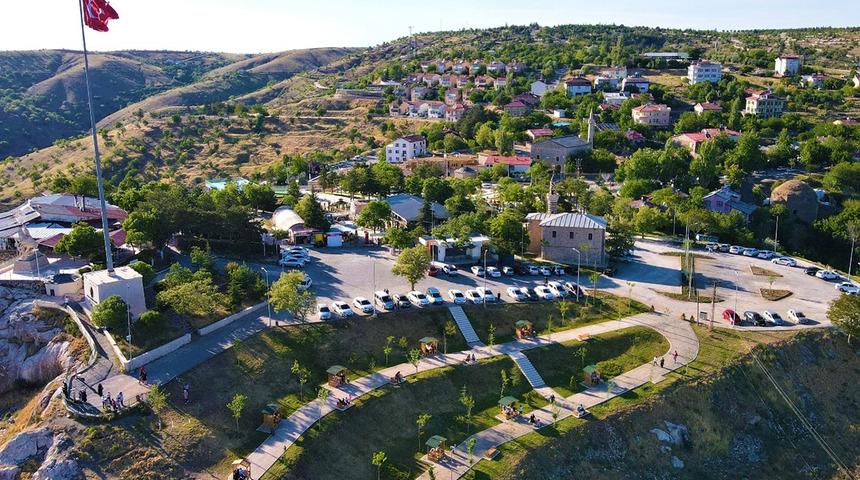 Elazığ’ın turizme açılan kapısı Harput’a ziyaretçi akını yaşandı