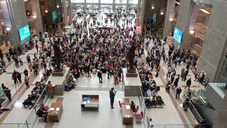 Adliyede büyük yoğunluk! Binlerce kişi akın etti