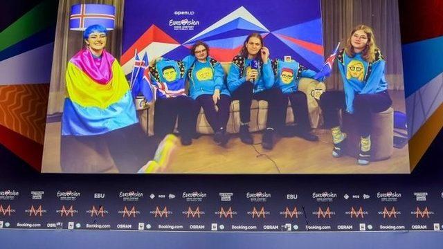 Eurovision'da 26 finalist belli oldu, yarı finallerde neler yaşandı?