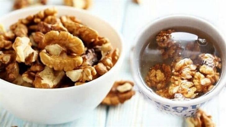 Cevizi bir gece suda bekletip içersiniz... İşte cevizin mucizevi faydası... G3