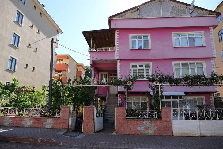 Kastamonu'da salgında evde sıkılan torna ustasının torunları için hurdadan yaptığı oyuncaklar ilgi görüyor G1