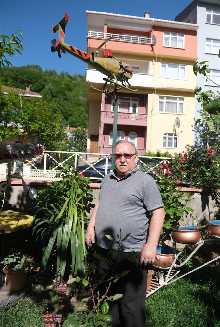 Kastamonu'da salgında evde sıkılan torna ustasının torunları için hurdadan yaptığı oyuncaklar ilgi görüyor G5