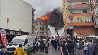Esenyurt'ta 5 katlı binada korkutan yangın