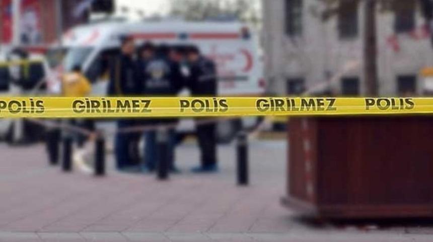 Korkun&ccedil; olay! 16 yaşındaki kız tuvalette doğum yaptı, bebeğini pencereden attı!