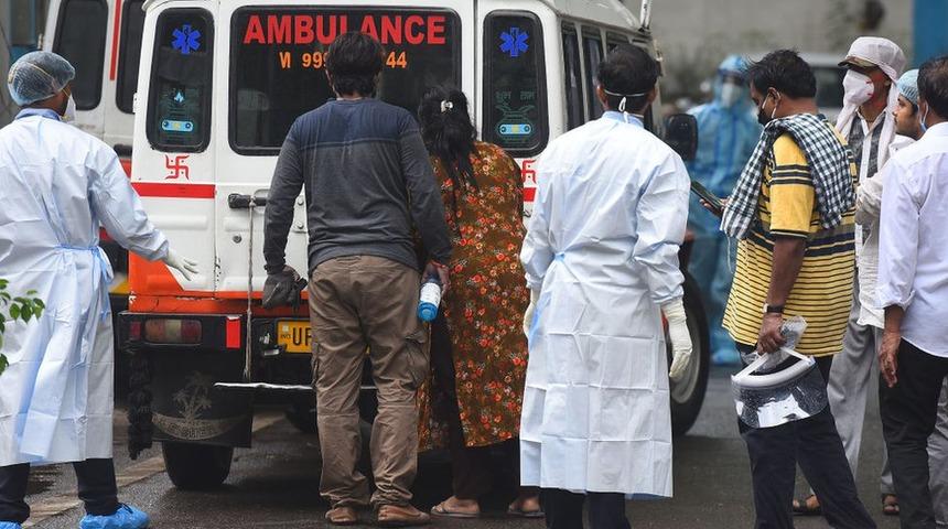 Covid: D&uuml;nya Sağlık &Ouml;rg&uuml;t&uuml;'ne g&ouml;re Covid-19 &ouml;l&uuml;mleri resmi verilerden 2-3 kat fazla olabilir