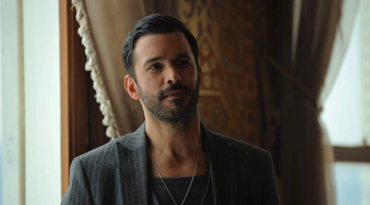 Serenay Sarıkaya'ya büyük şok! Netflix projesinde Barış Arduç yüzüstü bıraktı! G2