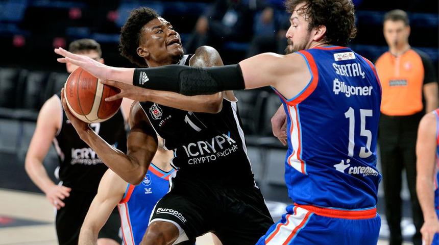 Anadolu Efes, Beşiktaş Icrypex'e karşı durumu 2-0 yaptı