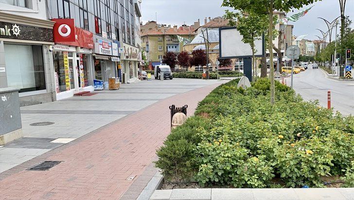 İç Anadolu'da "kademeli normalleşme" döneminin ilk hafta sonu kısıtlamasında sessizlik hakim G2