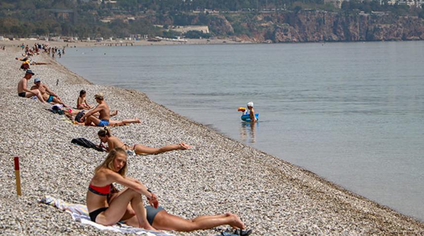 Prof. Dr. Kurnaz: Türkiye'de yaz turizmi olmayacak