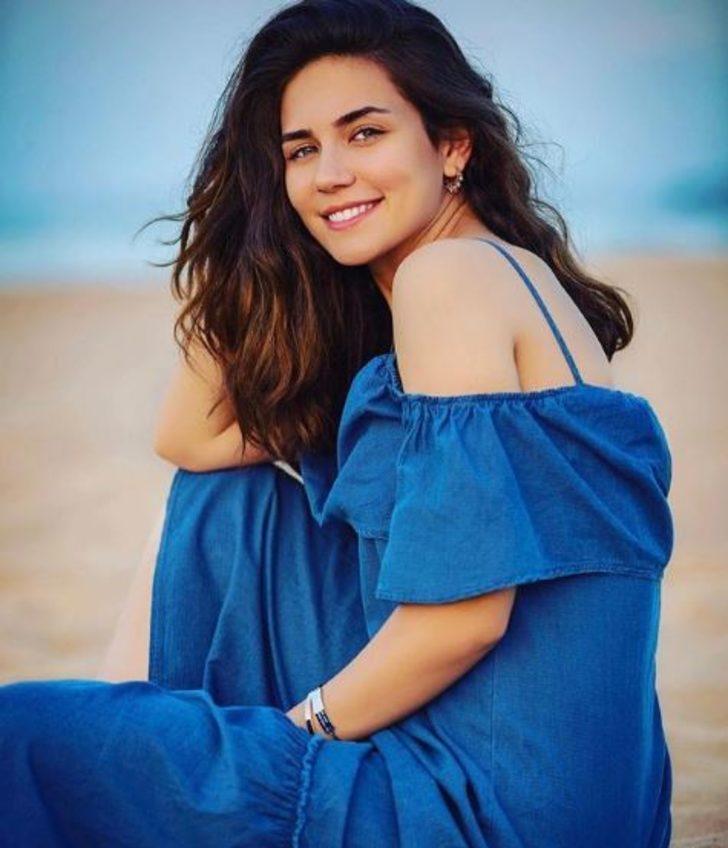 Şarkıcı Alişan'ın eşi Buse Varol dövmeleriyle dikkat çekti| İşte Buse Varol'un yeni hobisi... G1