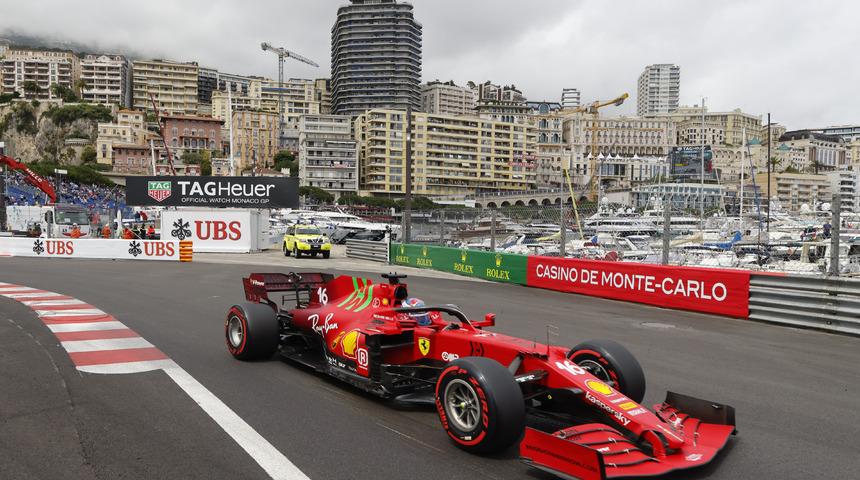 Monaco'da pole pozisyonu Charles Leclerc'in