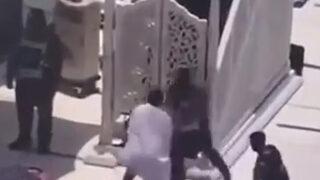 Kabe'de hutbe veren imama saldıran kişinin Mehdilik iddia ettiği belirtildi