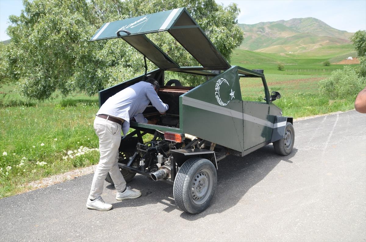 Hurda malzemeden benzinli ara&ccedil; yaptı