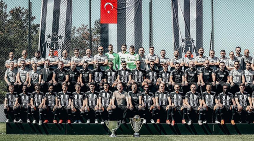 Beşiktaş'tan iki kupalı paylaşım