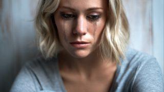 Bilim insanları yanıtlıyor! Ağladıktan sonra neden baş ağrısı oluşur?