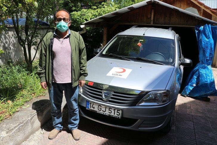 Kovid-19'dan ölen babanın otomobili vasiyeti üzerine Türk Kızılaya bağışlandı G2