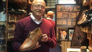 32 yıldır ayakkabı bulmakta zorlanan büyük numaralar için üretim yapıyor! Basketbolcular onu tercih ediyor