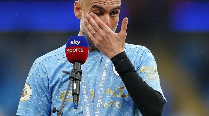 Pep Guardiola canlı yayın sırasında gözyaşlarını tutamadı