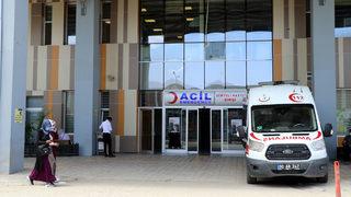 Hastanede hareketli anlar! 2 doktor, 2 güvenlik görevlisi ile polis ve jandarmayı darbetti