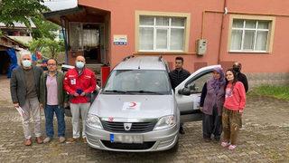 Koronavirüsten ölen babasının vasiyetiyle aracını bağışladı