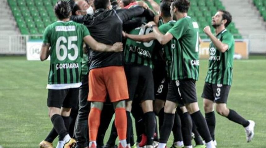Sakaryaspor finale &ccedil;ıktı, rakibi Kocaelispor oldu