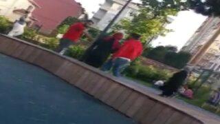 Çocuk parkında dehşet! Silah ve bıçakla birbirlerine girdiler