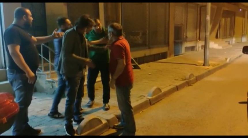 Komşu dehşeti! "Burası bizim yerimiz" diyerek tekme tokat dövdüler