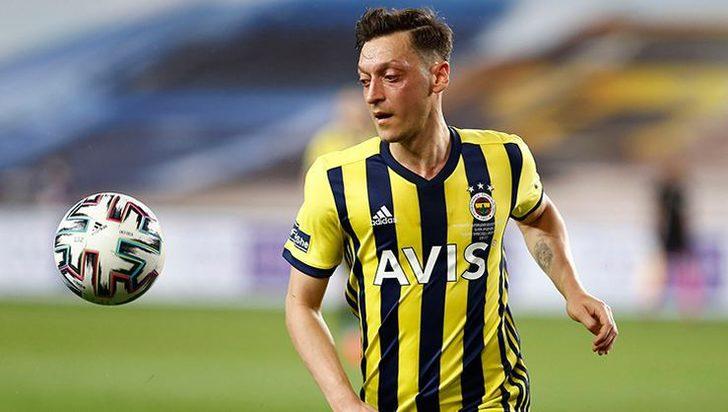 Fenerbahçe'de 10 numara Mesut Özil'e