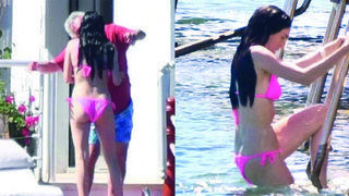 Tatil sezonunu açan Onur Ünlü sevgilisi Hazar Ergüçlü'yü öpücüklere boğdu!