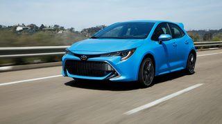 Yeni 2020 Toyota Corolla Hatchback 1.8 hibrit E-CVT alınır mı?