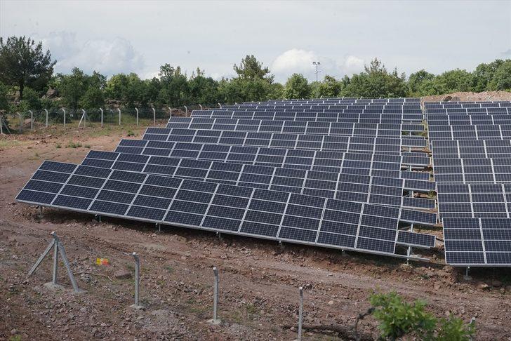 Balıkesir'de Havran Belediyesi 3 bin 780 güneş panelinden elektrik üretmeye başladı G3