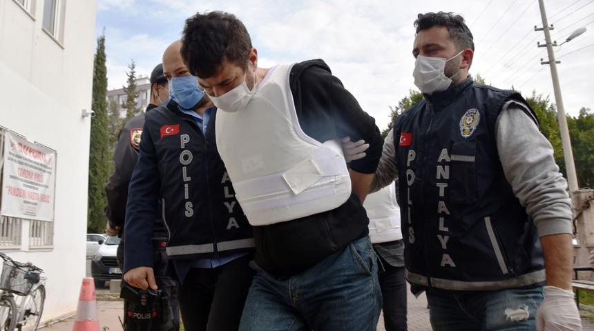 Mervenur'un katili konuştu, mahkeme salonu buz kesti! "Cesedini damacana su taşır gibi çatıya çıkardım"